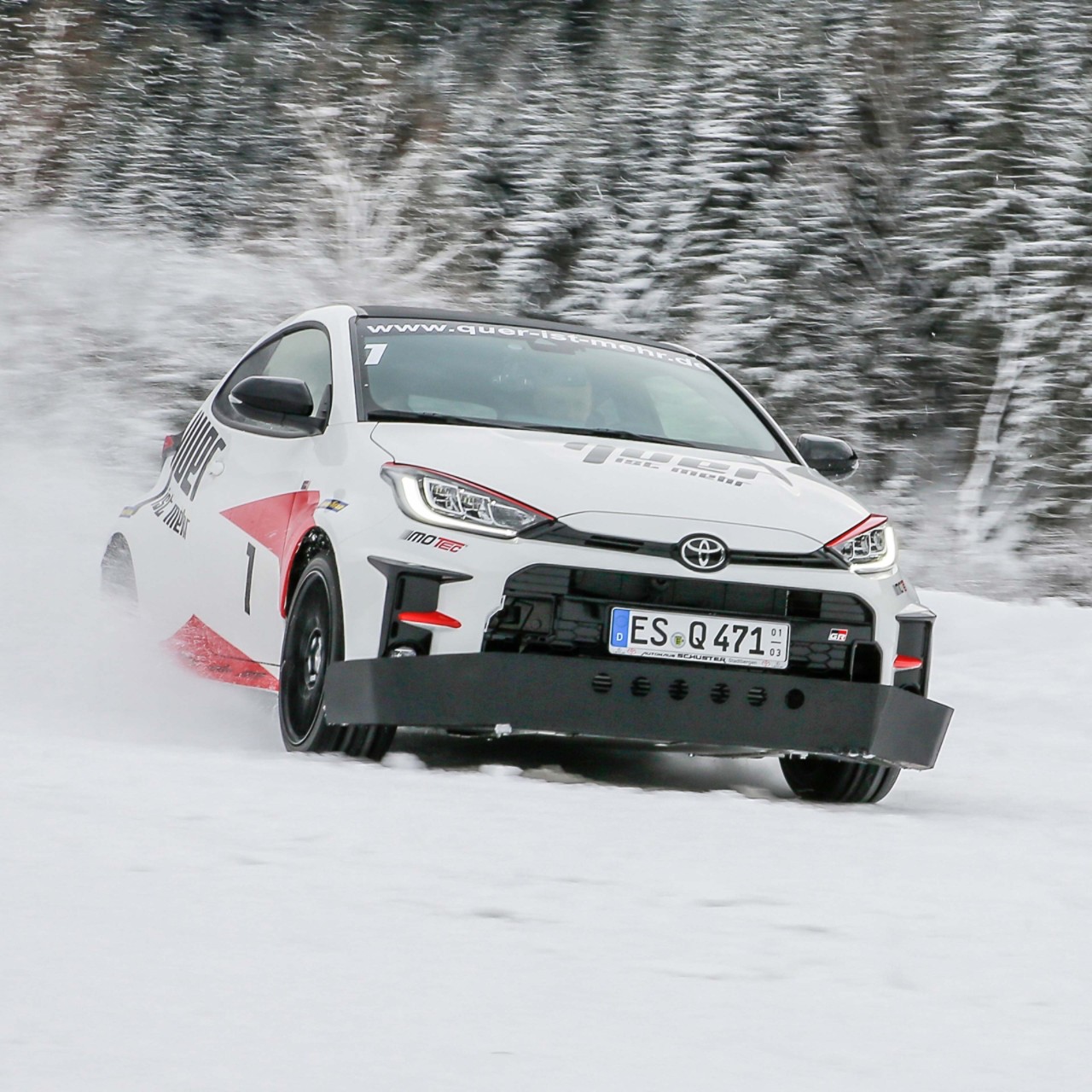 toyota-img-quer-ist-mehr-drifting-winter